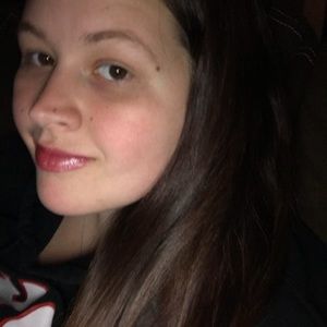 Meet your Posher, Sierra